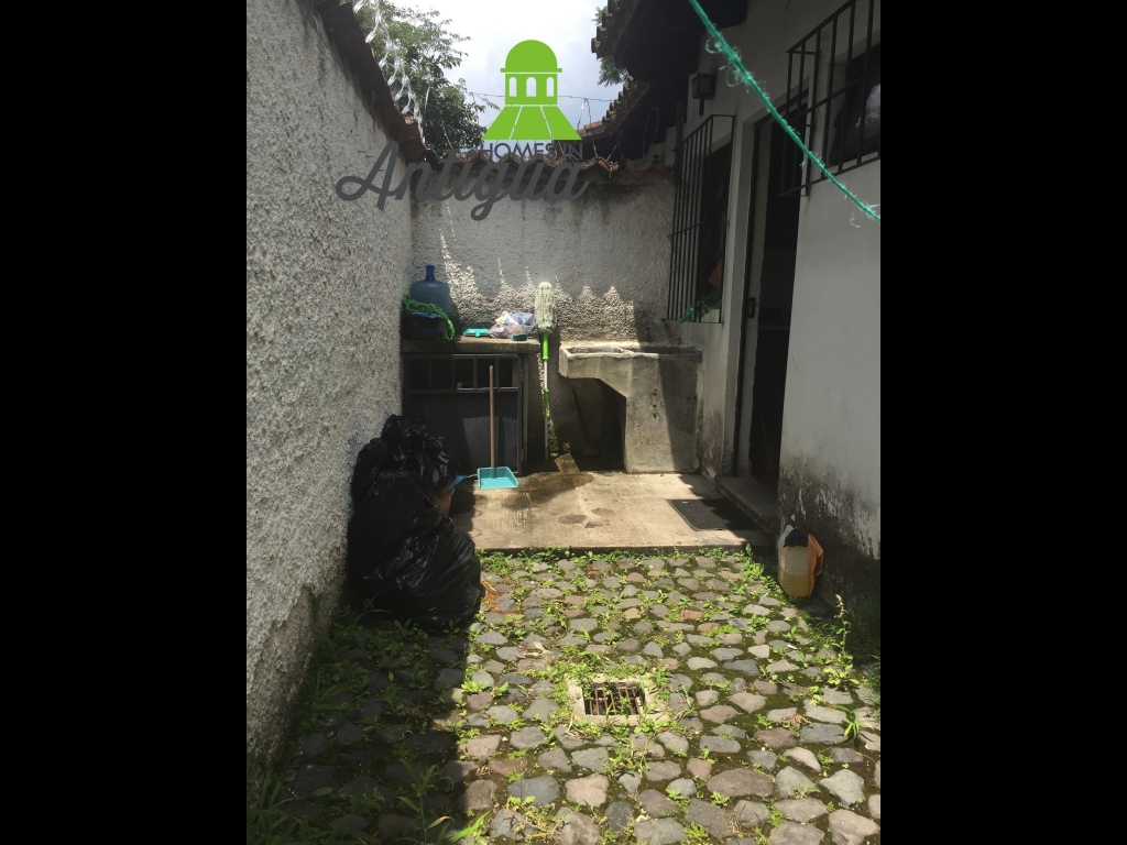 Homes in Antigua Furniture apartment for rent in Antigua Guatemala