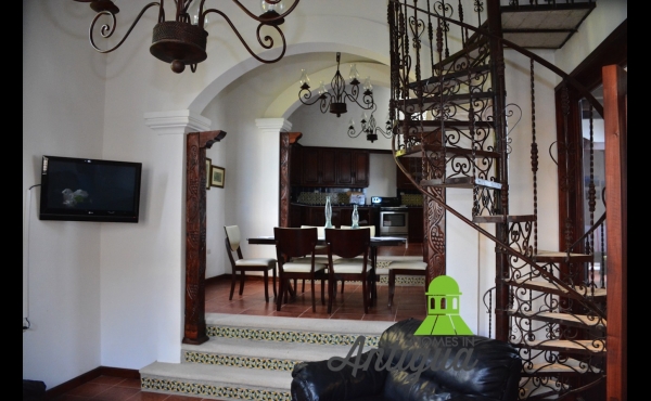 House for rent in central Antigua Guatemala 