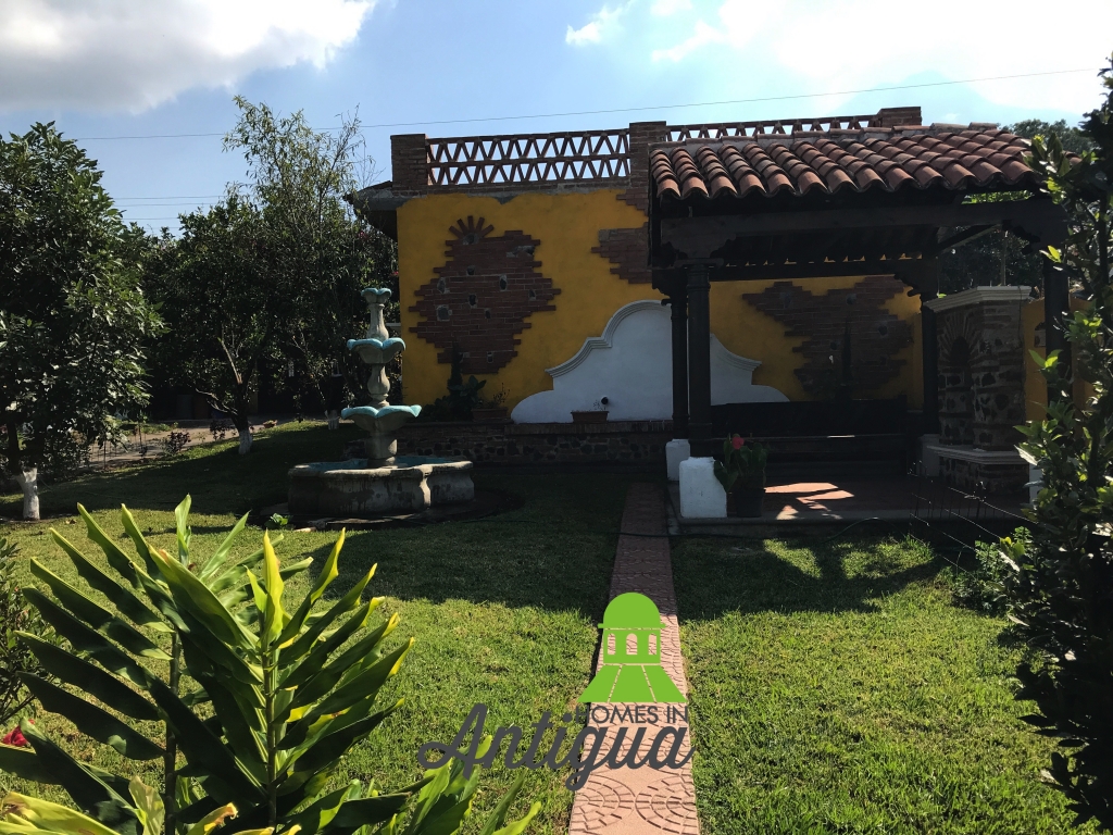 Homes in Antigua House for sale in San Pedro el Alto Antigua Guatemala