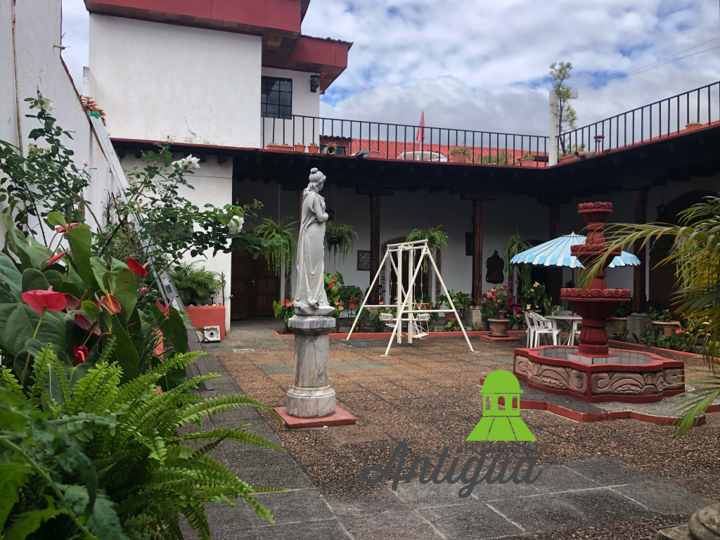 Homes in Antigua Walking distance apartment in antigua Guatemala