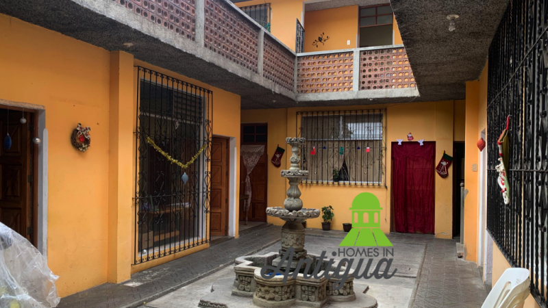 Casa a 10 cuadras del parque central en venta