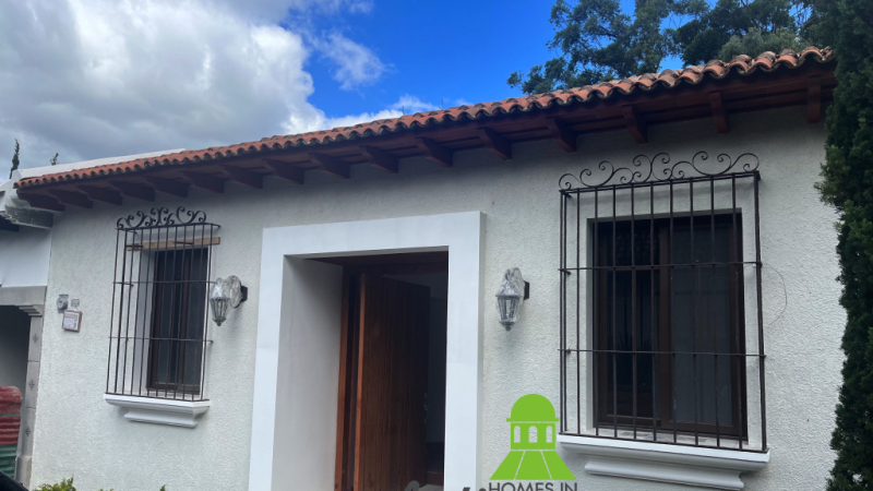 Casa moderna colonial en venta en Antigua