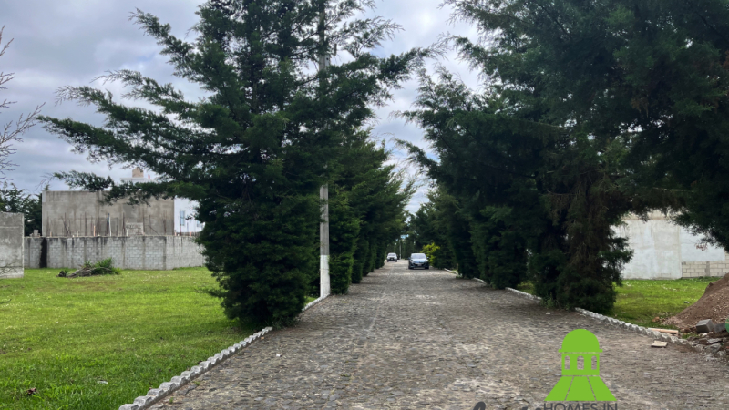 Casa de dos habitaciones en venta en área residencial